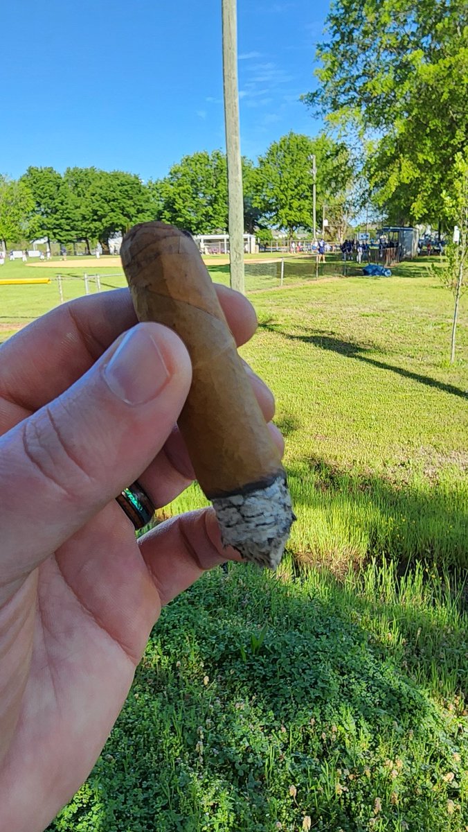 Cigars and baseball was stolen from us. How fun must it have been to go to a major league ball park and light up a cigar in the stands? #cigars #nowsmoking