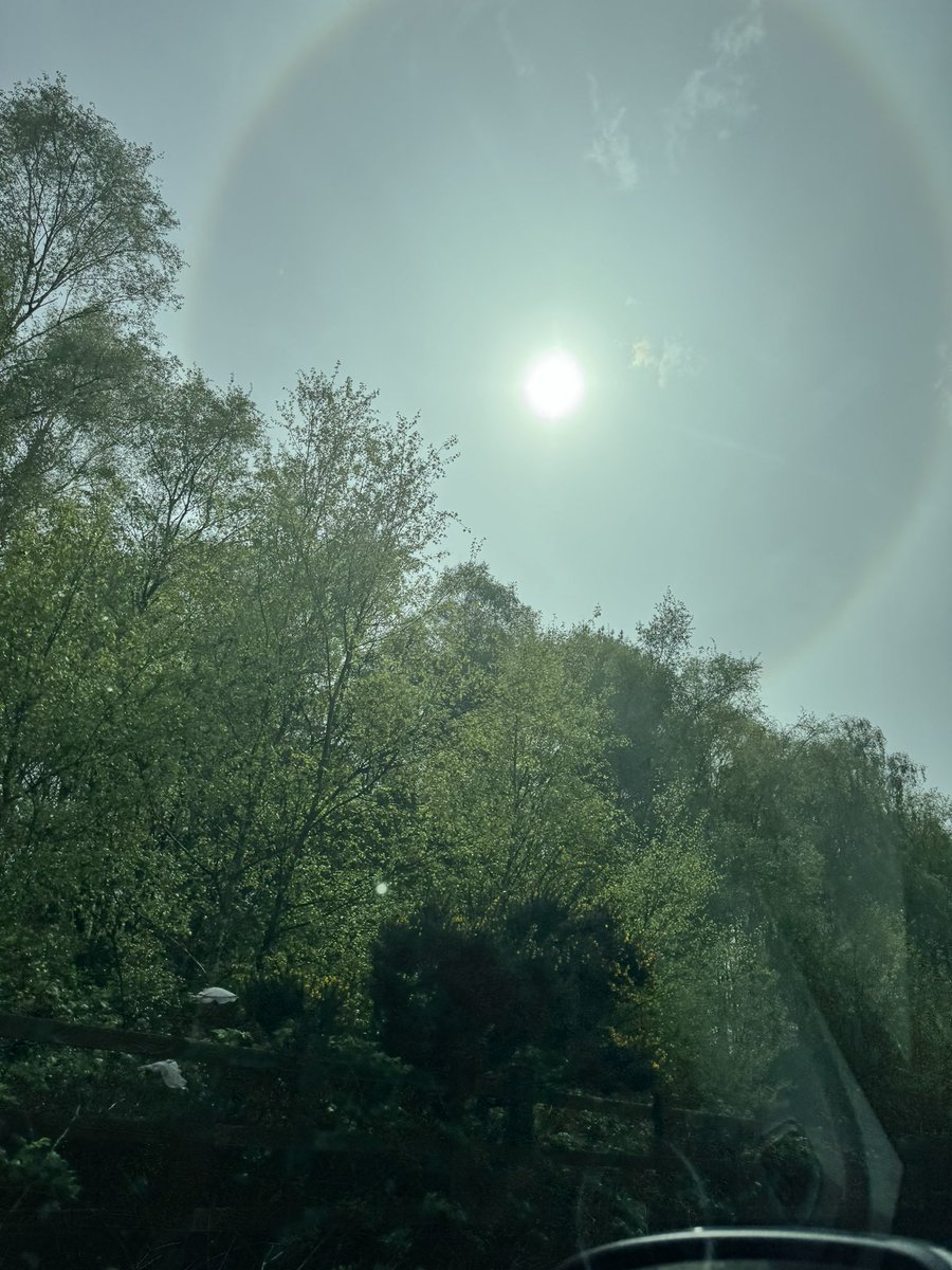 Just captured a beautiful sun halo in Surrey ☀️ #sunhalo
