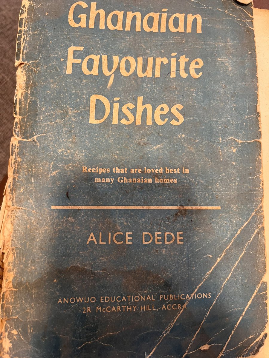 jaymukasechic's tweet photo. If your mum or auntie has a well kept copy of this book, kindly reach out. I would like to make a copy. I have spent time looking for the owners of publication house (Anowuo Publication) 2R Macarthy Hill but reprinted by Ringway press, but found nothing. https://t.co/WSxcc2FgEh