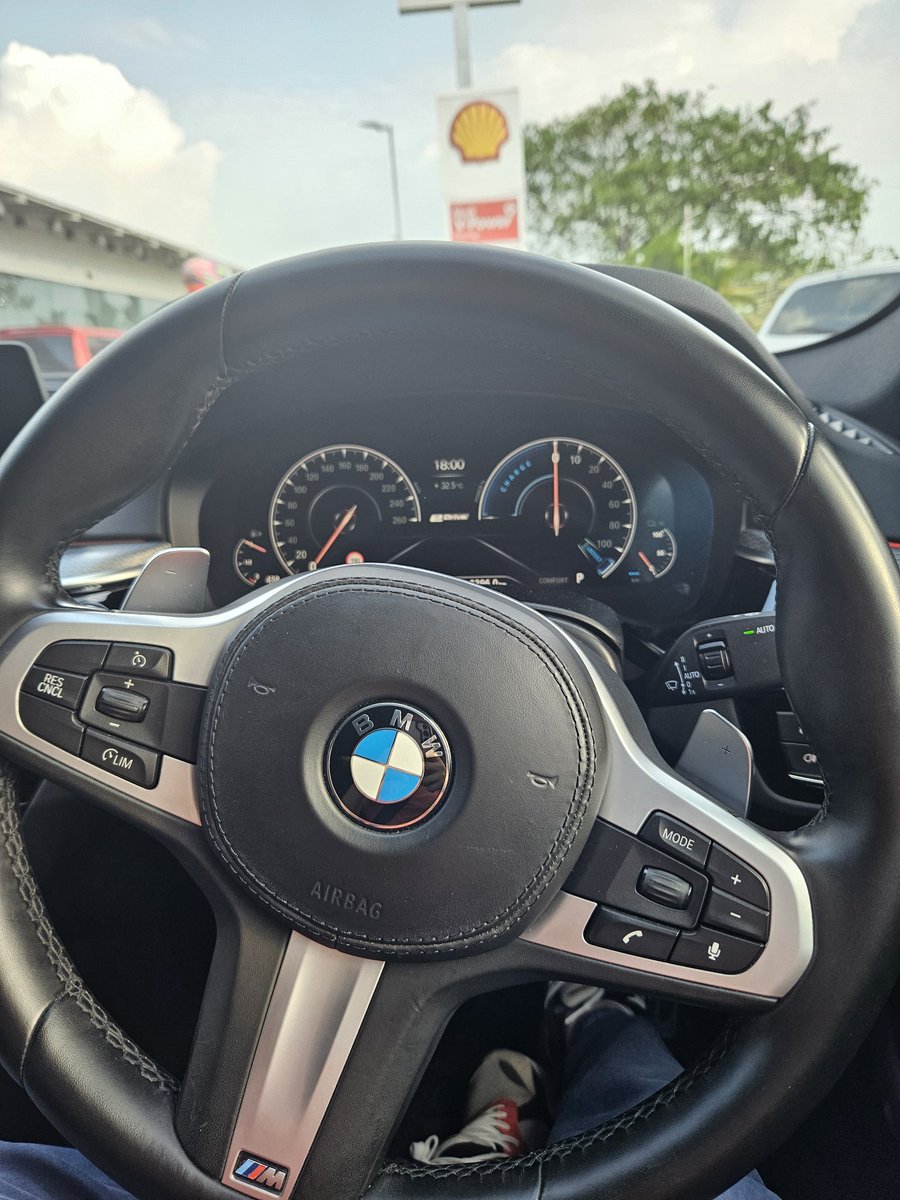 asyrafcloud's tweet photo. 300hp ke 400hp ke tetap sangkut jammed https://t.co/wtqpg52FvH