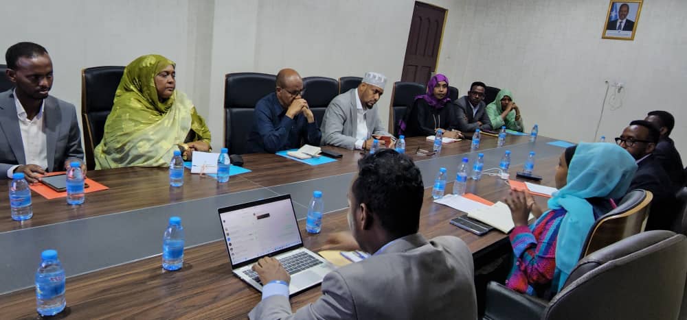Today, I convened a meeting with federal line ministries and institutions and provided the ministers with an overview of the strategic plan of my Office and the latest updates on the situation of #Somali #Migration. During the meeting, we explored a whole-of-government approach