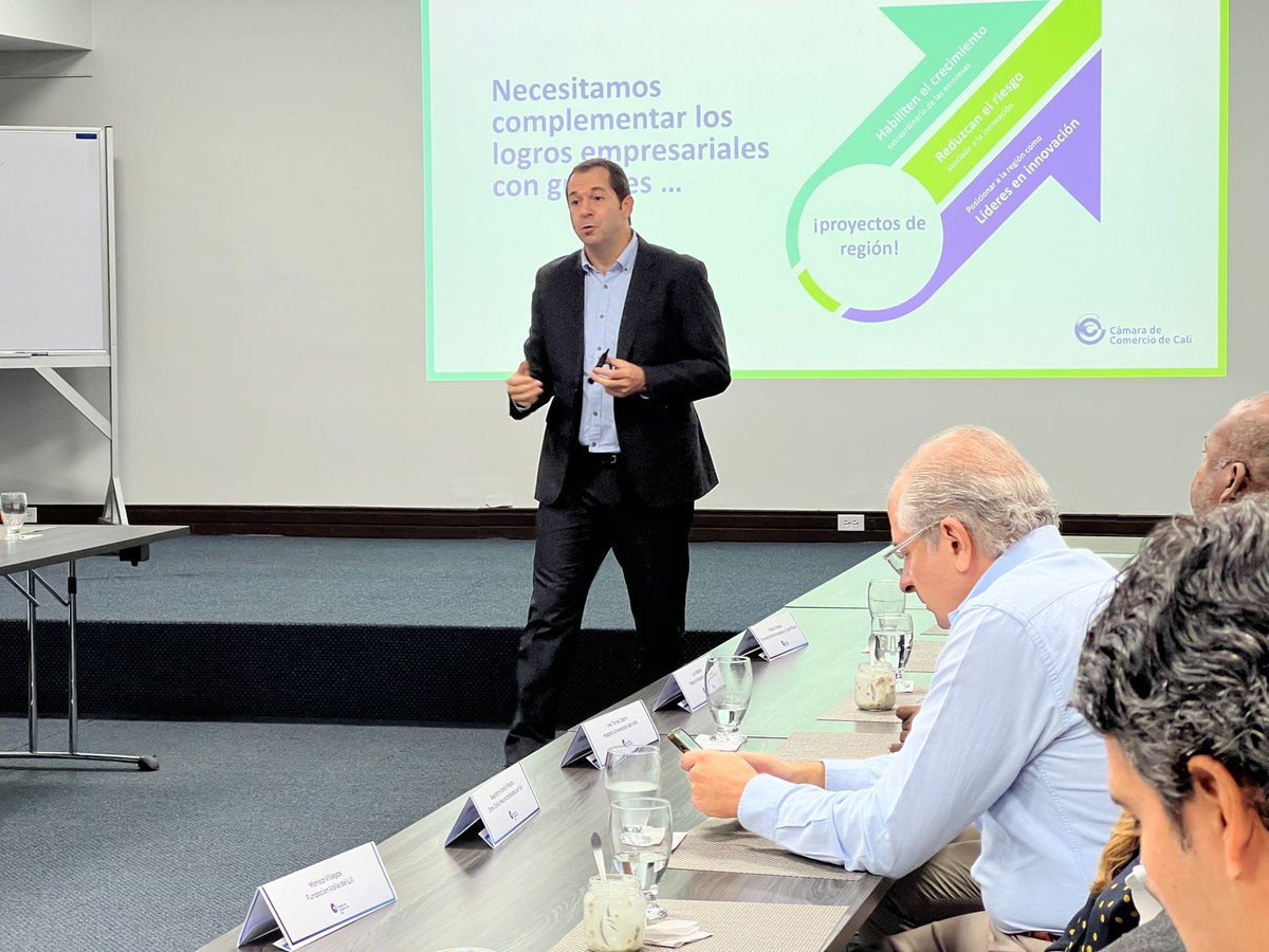 3️⃣ Nos reunimos con todos los empresarios #Cluster para, de la mano de <a href="/mpapell/">Marc Papell</a>, revisar los nuevos desafíos de nuestras de nuestras cadenas productivas.