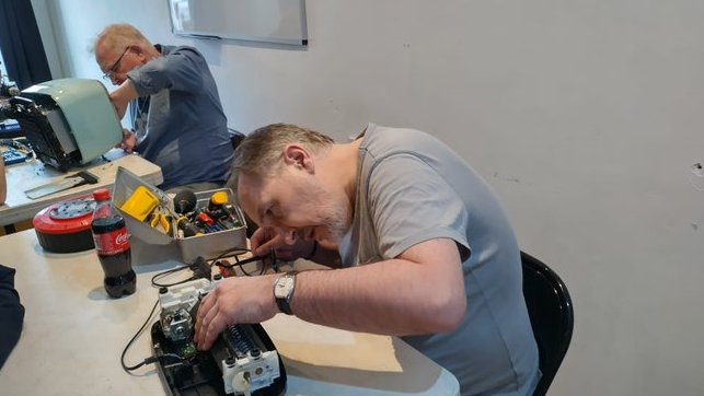 The All Good Repair Cafe with @HaringeyFixers Join us every second Sunday of the month 2pm - 5pm! Next date Sunday 12th May Book a repair slot here: eventbrite.co.uk/o/haringey-fix…