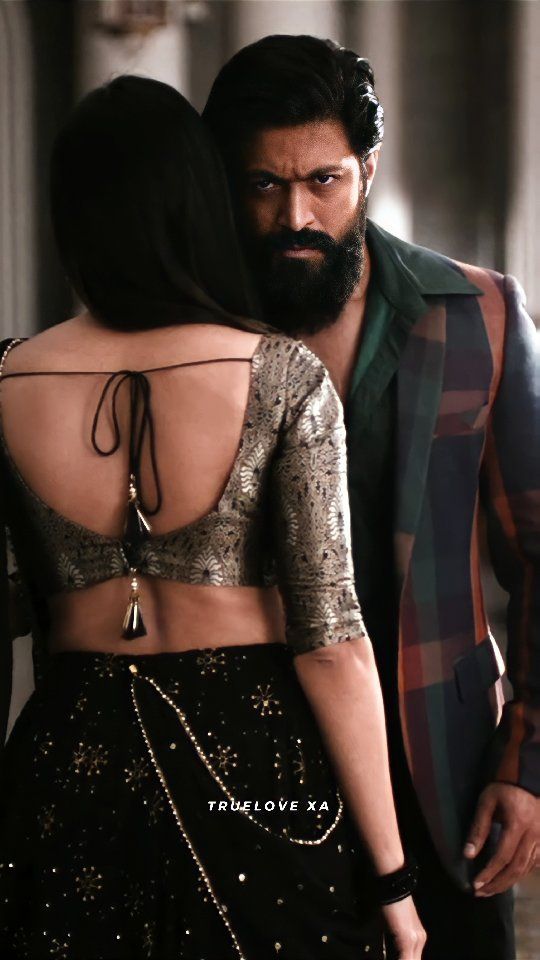 Rocky-Reena❤️😍 #KGFChapter2 @TheNameIsYash #KGF2 #2YearsForMonstrousKGF2 #YashBOSS #SrinidhiShetty