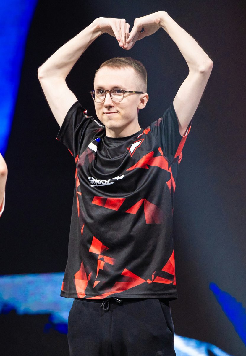 ropz (@ropz) on Twitter photo 2024-04-14 13:47:00