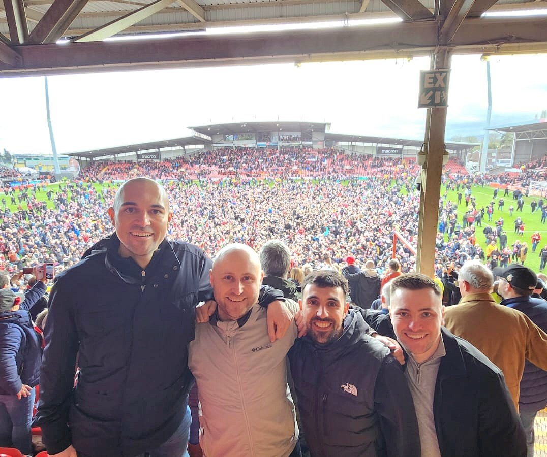 JoshJones_98's tweet photo. 15 years wait for promotion, then 2 come along back-to-back🤯

Town are going up ole ole🔴⚪️ https://t.co/2ZK63CDmPC