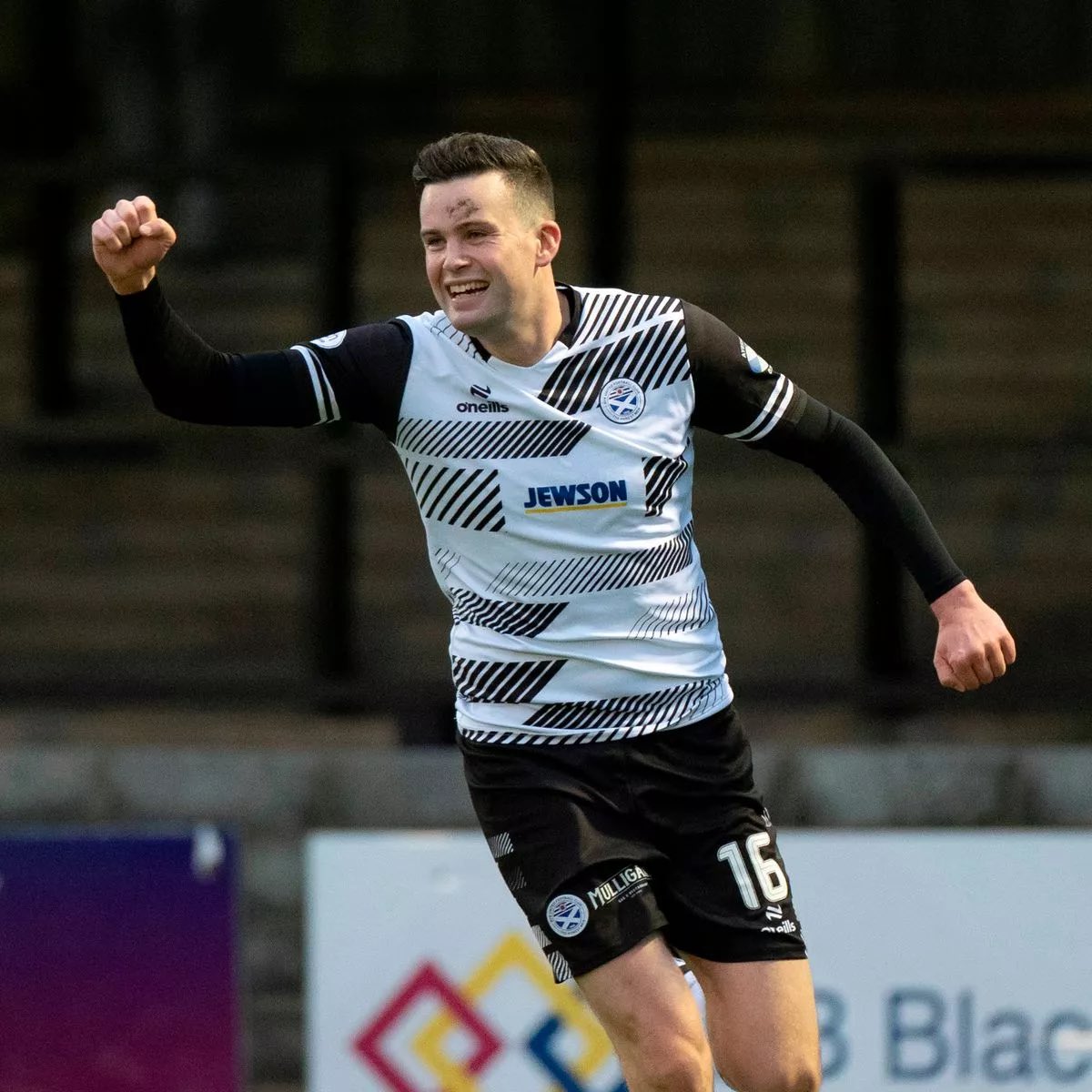 🏆 𝗣𝗹𝗮𝘆𝗲𝗿 𝗼𝗳 𝘁𝗵𝗲 𝗿𝗼𝘂𝗻𝗱 Following a goal and an assist against Arbroath, Anton Dowds is Player of the round! It was close, but after two polls he’s won it with 60% of votes. Congratulations @Antondowds 👏