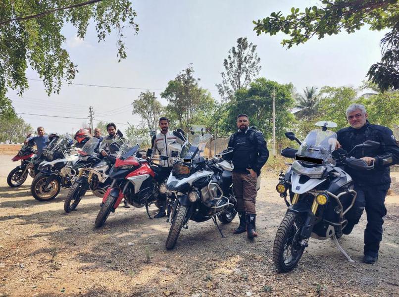 Ajith sir with his fellow riders. | #AK #Ajith #Ajithkumar | #VidaaMuyarchi | #GoodBadUgly |