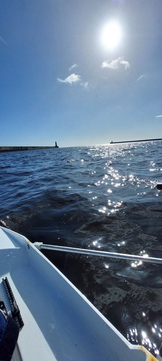 Beautiful morning, but it was rotten windy on the river. #tynemouth