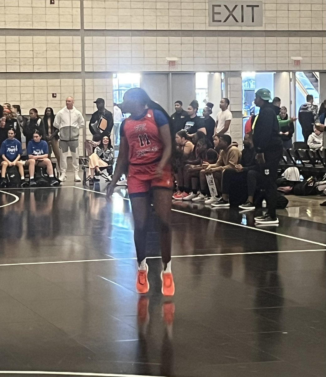 Danielle Osho 6’2, F @FBCMotton Danielle is showing why she is one of the top players to watch this season. She is having a solid performance in this highly anticipated matchup. @WPABruinsTipOff