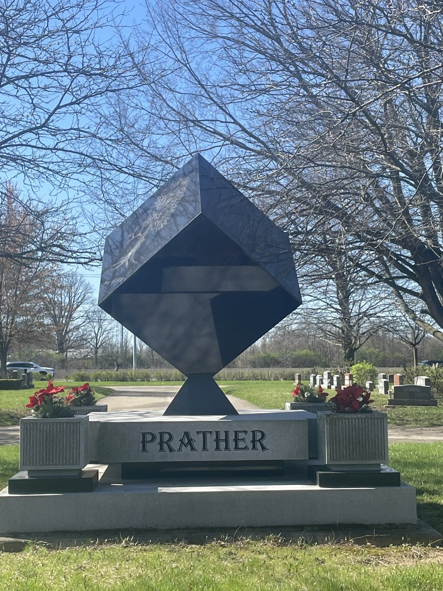 UndertakingThePodcast tweet media