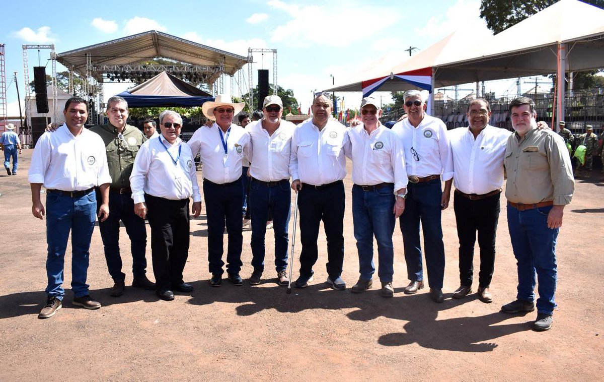 danip68's tweet photo. Felicitaciones por la gran organización! Participamos del acto oficial de inauguración de la vigésimo cuarta edición de la Expo Regional Canindeyú. La fuerza de la rural en cada departamento es el esfuerzo de quienes hacen posible que las Regionales estén más presentes que nunca https://t.co/JcrP9Xy2CW