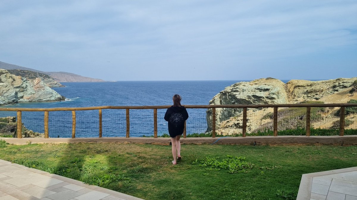 mvrkmcinch's tweet photo. spendin time with my fave lil lady in crete. am very grateful for each day a get to wake up beside her and forever thankful we can share these experiences 🥰☀️ https://t.co/AEkMAXC78m