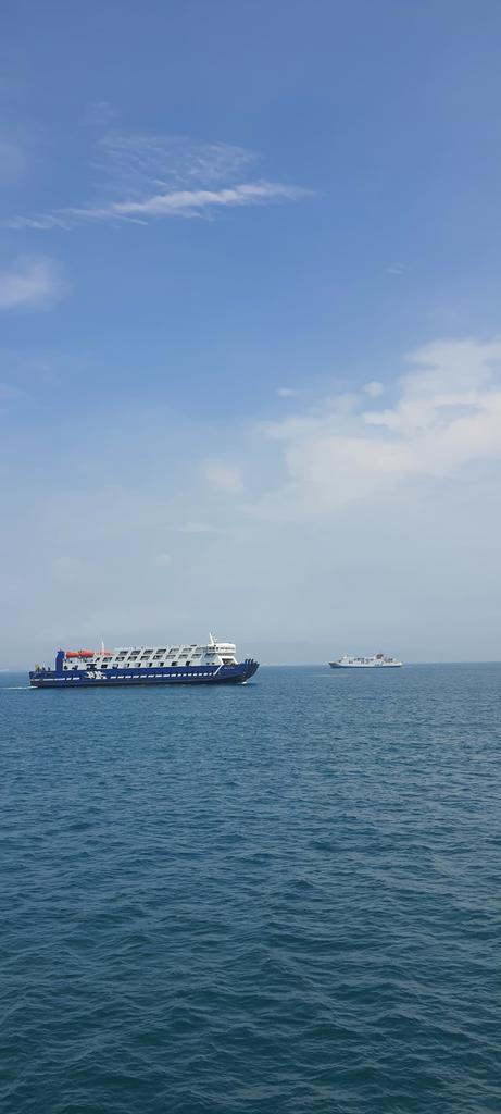 tharstudy's tweet image. glimpse of mudik 🚙💨