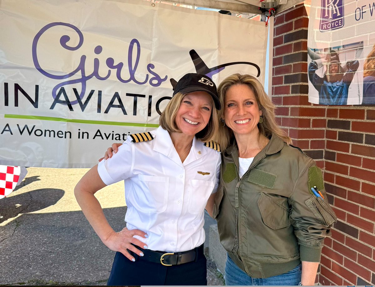 What an honor and privilege to spend the day with Heather 'Lucky' Penny encouraging the next generation of pilots at @Purdue University - Purdue in Aviation Day!
#Purdue #PurdueAviation #PurdueAlumni #Avgeek #Aviation #pilot #airlines #womeninSTEM @WomenInAviation @TheNinetyNines