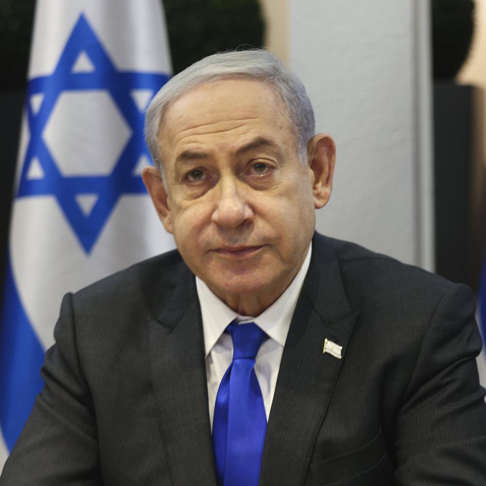 Benjamin #Netanyahu hat seine gesamte politische Karriere auf der Prämisse aufgebaut, dass nur er in der Lage sei, den #Iran und die #Hamas effektiv zu bekämpfen. Jahre später jedoch steht der Iran kurz davor, eine Atombombe zu entwickeln, und hat umfassende terroristische…