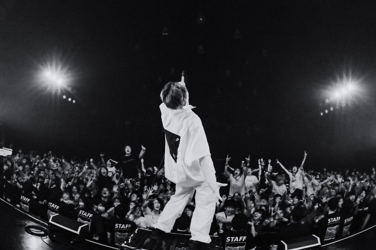 __NOISEMAKER's tweet photo. THANK YOU
KITAKAZE ROCK FES.2024!!

出演アーティストの皆さん、
来て下さった皆さん、
ありがとうございました！
最高に熱く記憶に残る日になりました！
また必ず！

📷 by @nekozephoto 

#CallsNameAgain
#ROTTENGRAFFTY
#THEORALCIGARETTES
#MONOEYES
#NOISEMAKER
#KITAKAZEROCKFES
#KRF2024 https://t.co/zqp4VfeuzI