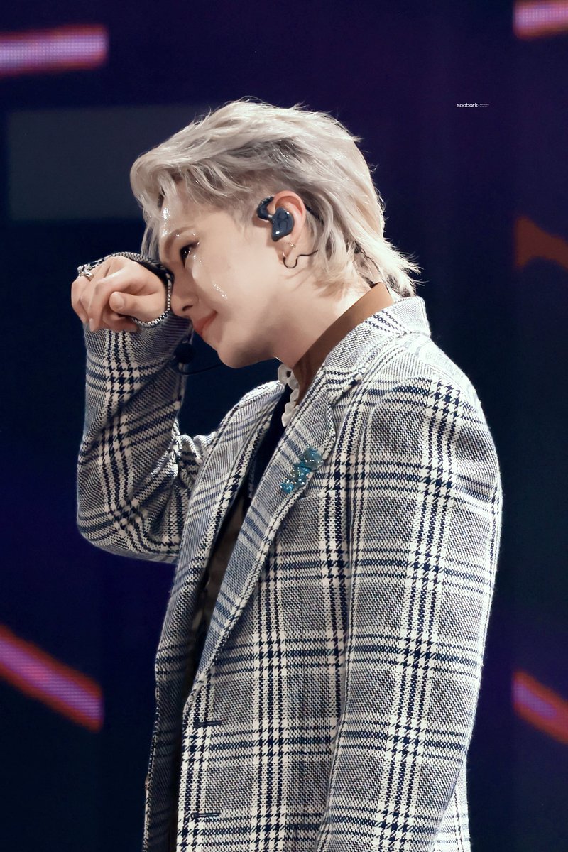 soobark_sama's tweet photo. 240413 GOLDEN WAVE 

#HOSHI #호시 #세븐틴 #순영 https://t.co/VbfXK5h1sc