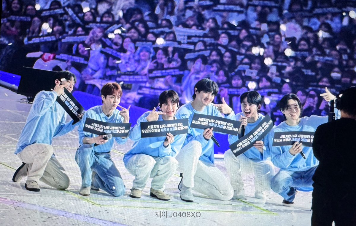 EXOGlobal's tweet photo. [PREVIEW] 240414 #EXO @ 2024 EXO Fanmeeting: ONE - Show 2
cr.kimjunnoodle_, CC_40805, J0408XO, 

ONE WITH EXO
#ONEdaywithEXO
#2024EXOFanmeetingONE
#엑소 @weareoneEXO https://t.co/tdHs4cgNZz