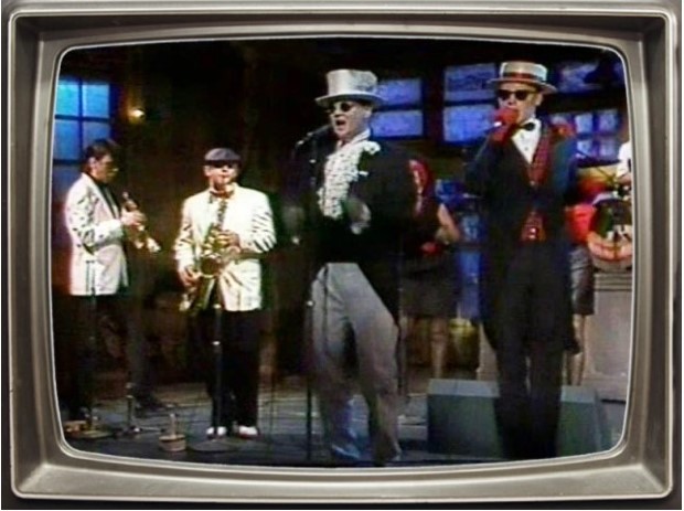 40 years ago today, on the 14th of April 1984, Madness performed on @nbcsnl, playing 'Our House' and 'Keep Moving' @MadnessNews @StatesideMDNSS @MadDaily2 @MadChatOfficial