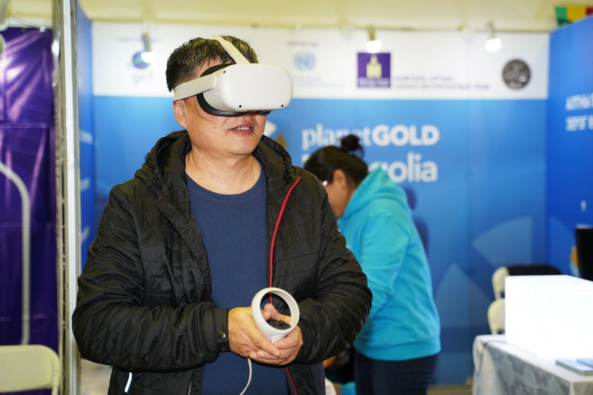 👏Mongolian Metal and Jewellery Expo is going effective! 📌Please stop by @planetGOLD_org Mongolia project's booth and take a virtual tour of the project's mercury-free processing systems in Mandal soum and Tunkhel village, Selenge province, Mongolia. @artisanal_gold
