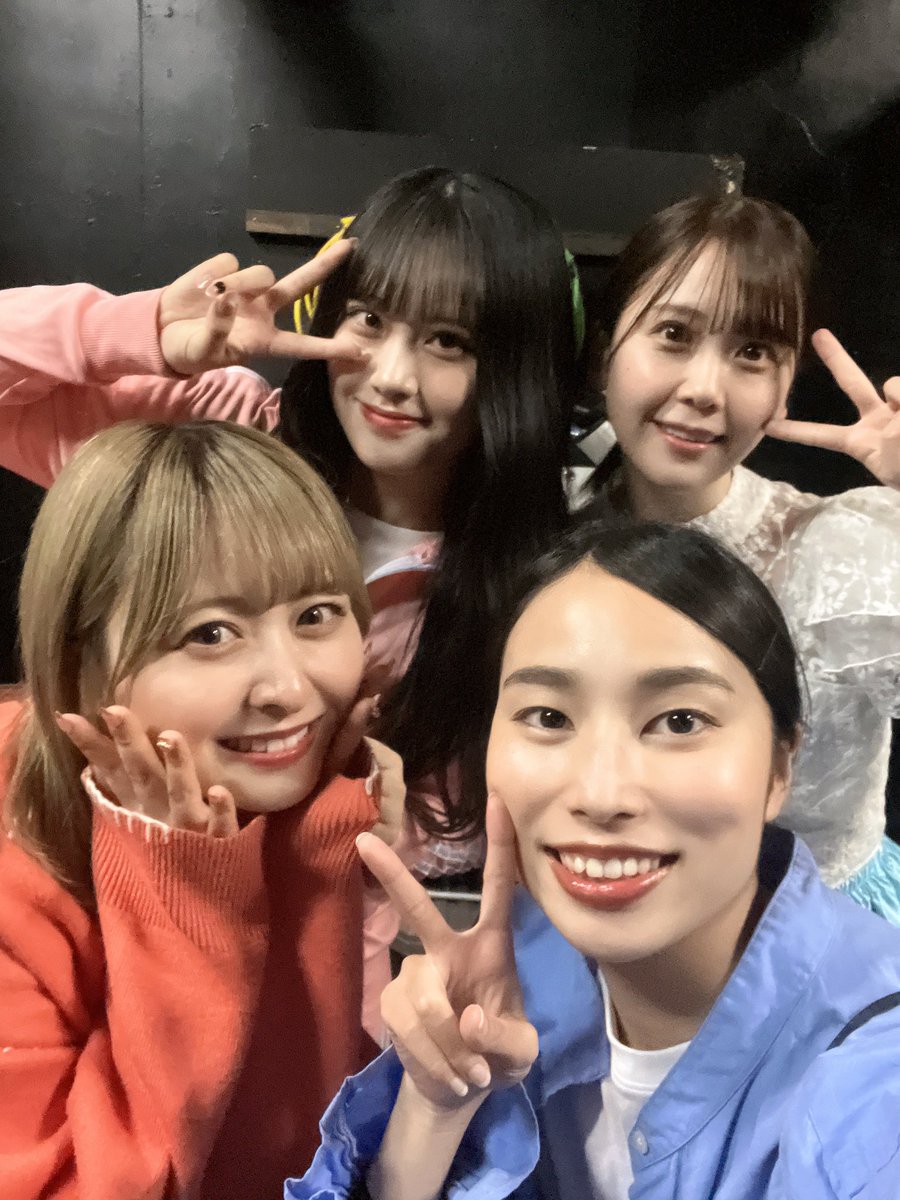 HarukaSatake's tweet photo. #うらがわの事件簿2024 
大千秋楽！！！
終わってしまいましたぁ〜〜🥺

あっという間でしたが、あたたかい座組の皆様とこの物語の中で生きさせていただいて嬉しかったです！
神田さんとして楽しい日々を過ごしました☺️

本当に、ご観劇・応援をくださった皆様に感謝です🙏
ありがとうございました！ https://t.co/BxpvRQzy1M