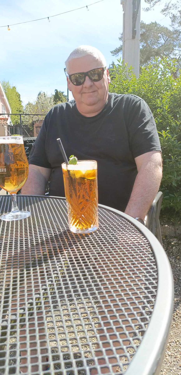 Nice pint in the sun.. Mrs General had her first Pimms of the year..