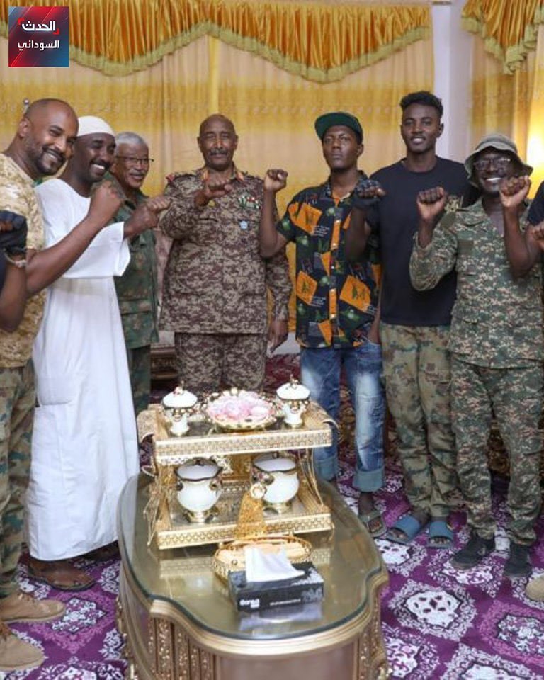 قلتوا لي اخوانا ديل كانوا غاضبون من منو😂