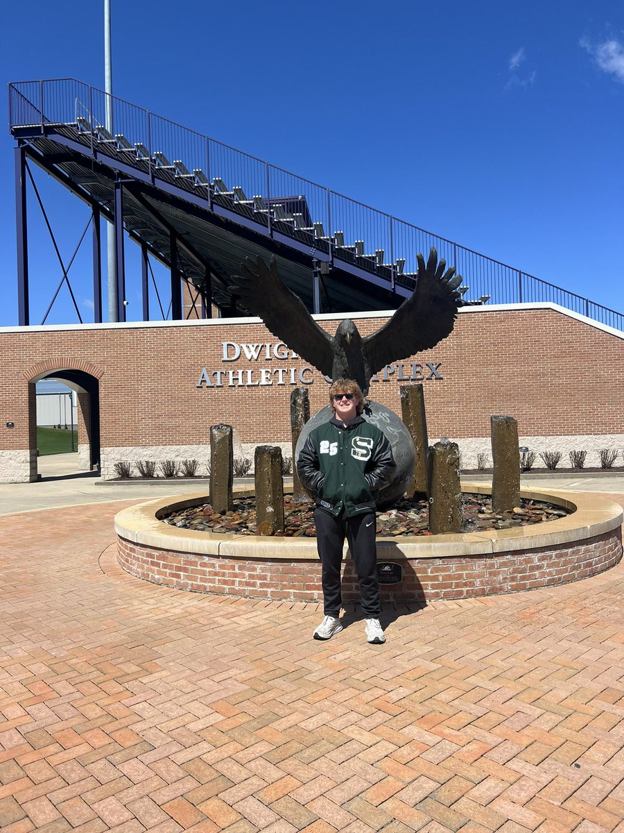 Thank you @JimCordle63 and @E_Berbari for the invite and an awesome day with @AshlandFB! Excited to come back this summer! @Strongsville_FB @JasonTrusnik @CoachMooney81