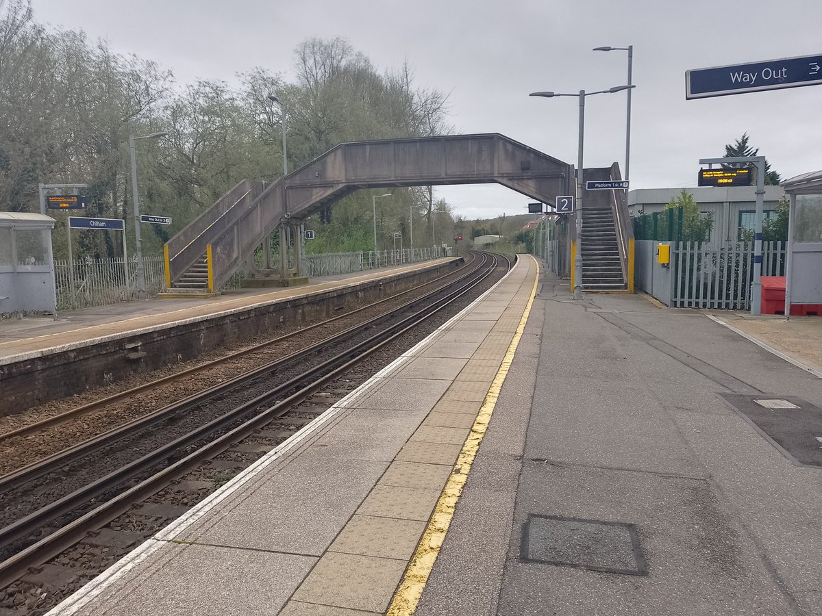 HBtrainfan375's tweet photo. 71/106: 
Chilham ✅

Chilham is just mid at best. Not the biggest fan as there isn't really much to say other than short platforms but that's a common theme along the Ashford to Ramsgate line. https://t.co/sweVMJ6PJV