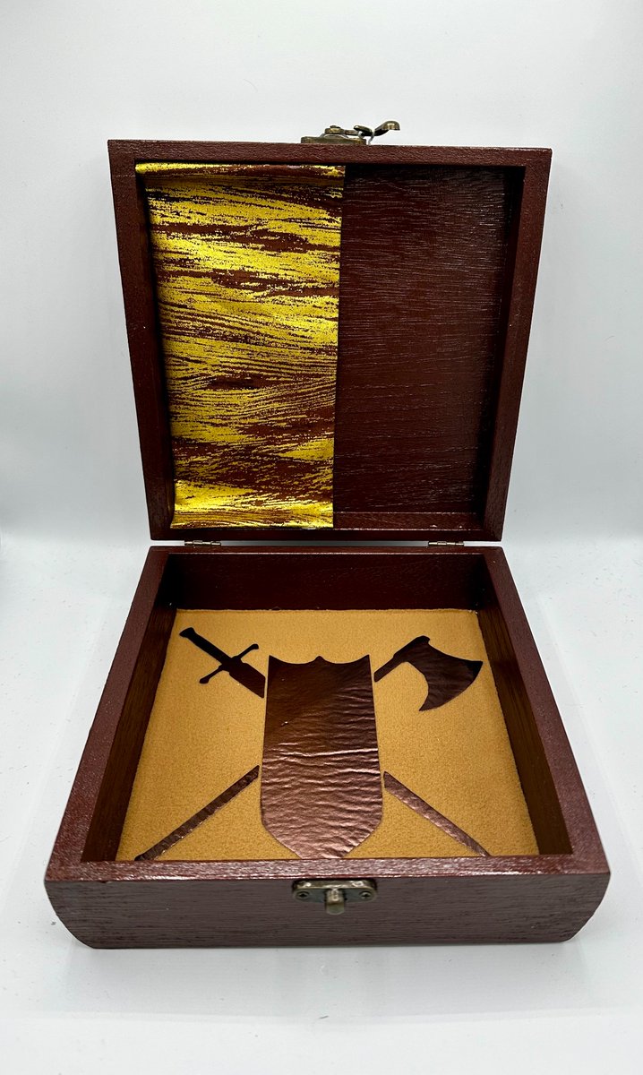 ValkyrieTotems's tweet photo. Be versatile and action surge at the table with the Fighter dice box! Nothing basic about it!

Soothing rolling sounds abound with one of our glorious dice towers! Available in 8 colors

10 days til @Calgaryexpo Artist Alley A5712

#calgaryexpo #dnd #fighter #dungeonsanddragons https://t.co/JxqOZShv36