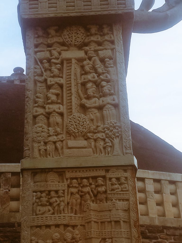 Sanchi stupa . Bhopal . Madhya pradesh. India 🇮🇳. World heritage site. Foot prints of Lord Buddha. Ladder to heaven. From 3OO years BC.