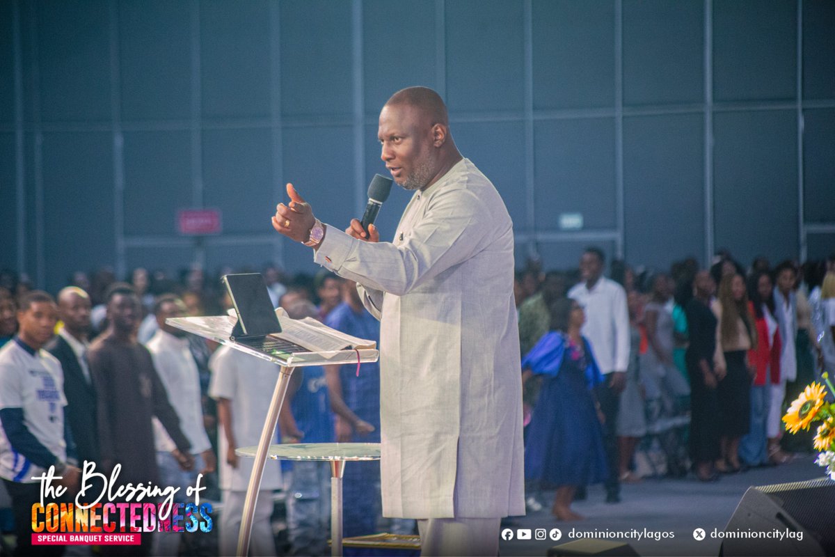 dominioncitylag's tweet photo. “You can’t love God and not show love to the people around you.”
Today we were encouraged to be intentional in connecting with people, building relationships, and interceding for one another in the place of prayer.
Sermon By: Pastor @sholaolapade
#DCLagosHq #BanquetService https://t.co/eJMIHPFfLi