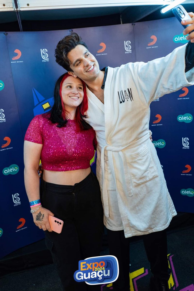 yandrarege's tweet photo. Queria deixar registrado aqui tbm.
SEU SONHO ESTÁ REALIZADO MENINA!! 
@luansantana @centraldoluan https://t.co/35w8A6W1Uy