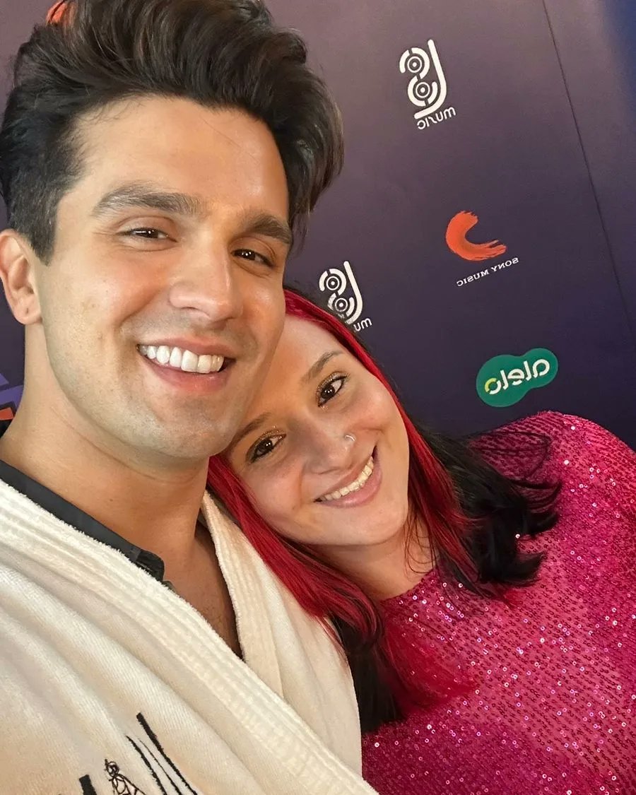 yandrarege's tweet photo. Queria deixar registrado aqui tbm.
SEU SONHO ESTÁ REALIZADO MENINA!! 
@luansantana @centraldoluan https://t.co/35w8A6W1Uy