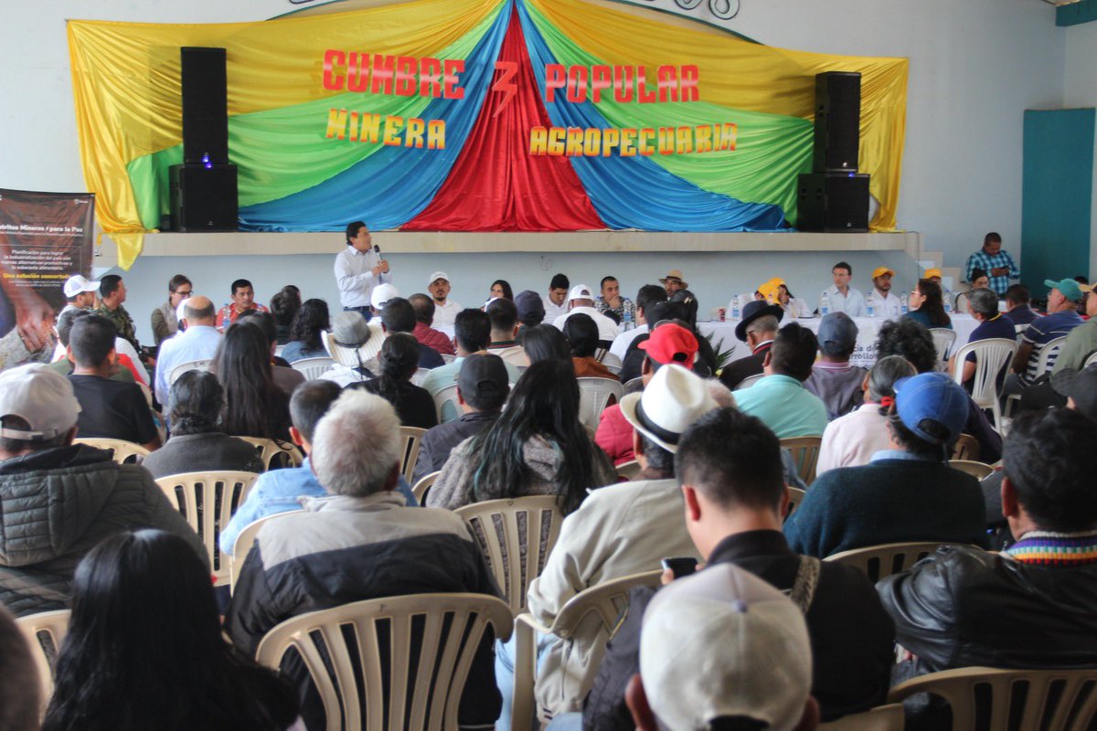 MinEnergiaCo's tweet image. ¡Gracias Nariño!

Más de  1.100 personas nos acompañaron en la #CumbreMinera en la cordillera y pie de monte nariñense, en el municipio de Santacruz. 

Nos reunimos con la  comunidad, pequeños mineros, mineros artesanales,  representes indígenas y población campesina, para