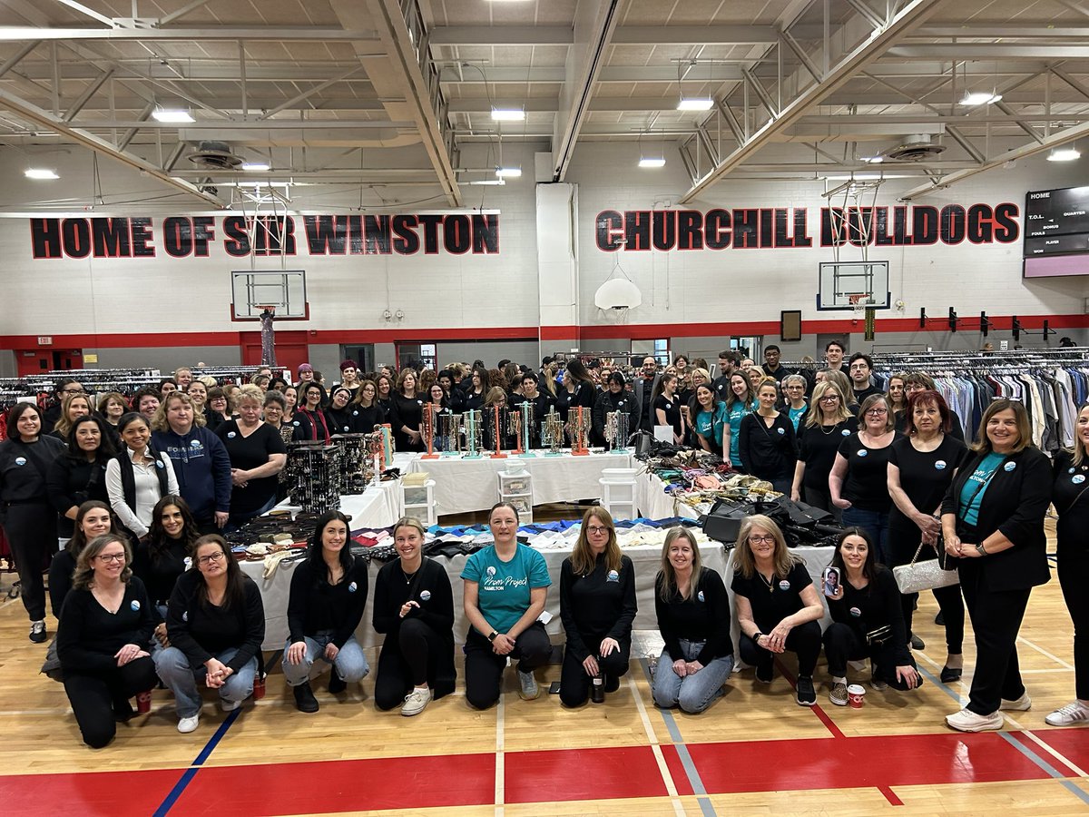 PromProjectHam's tweet image. A HUGE thank you to our 150+ volunteer team that volunteered at Prom Project yesterday. We could not have done it without you. Thank you for making the event possible and for helping our students find the perfect outfit. See you next year! 😊😊