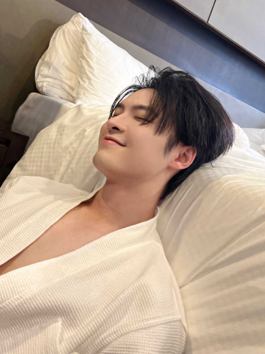 อย่าต้องให้ดุ 
#bbil1ypn #star1ight