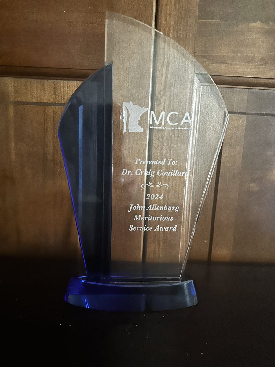 CraigCouillard's tweet photo. It was a fun evening at the Minnesota Chiropractic Association Annual Gala!

I received the John Allenburg Meritorious Service Award for serving the profession for 20+ years in the area of political advocacy. It has been quite the ride!

#MCAawards
#mnchiro https://t.co/3rrCZH1VsI