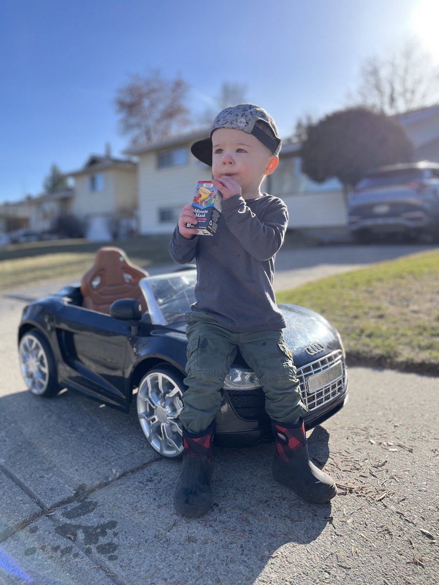 Grab a juice(wine)box and slide on over to musicwizard.ca and check out the new playlists freshly posted for your listening pleasure!