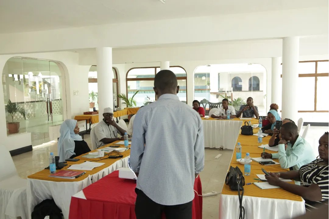 hernarrativeke tweet media