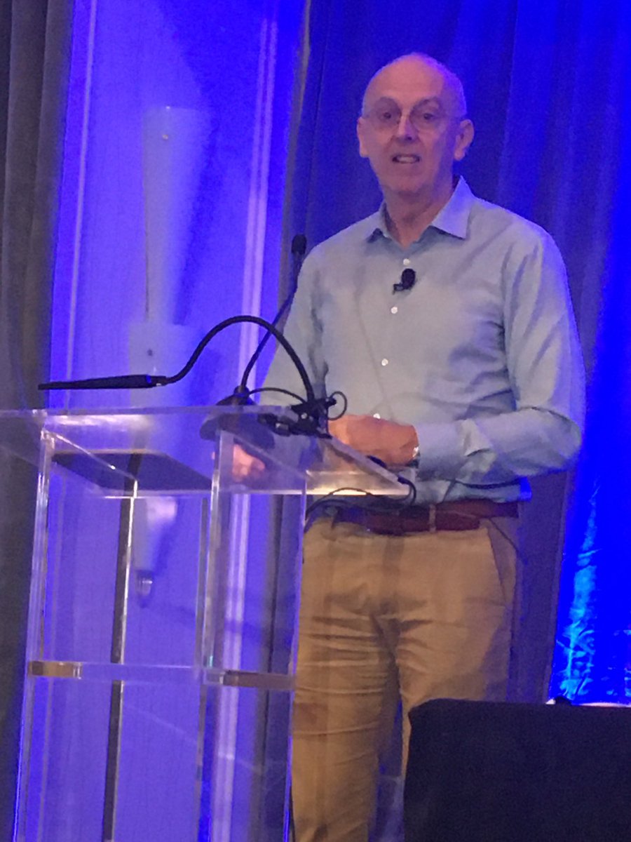 Gareth Morgan debating against risk stratifying patients with multiple myeloma at the 17th International Workshop on Multiple #Myeloma in Miami, Day 2.