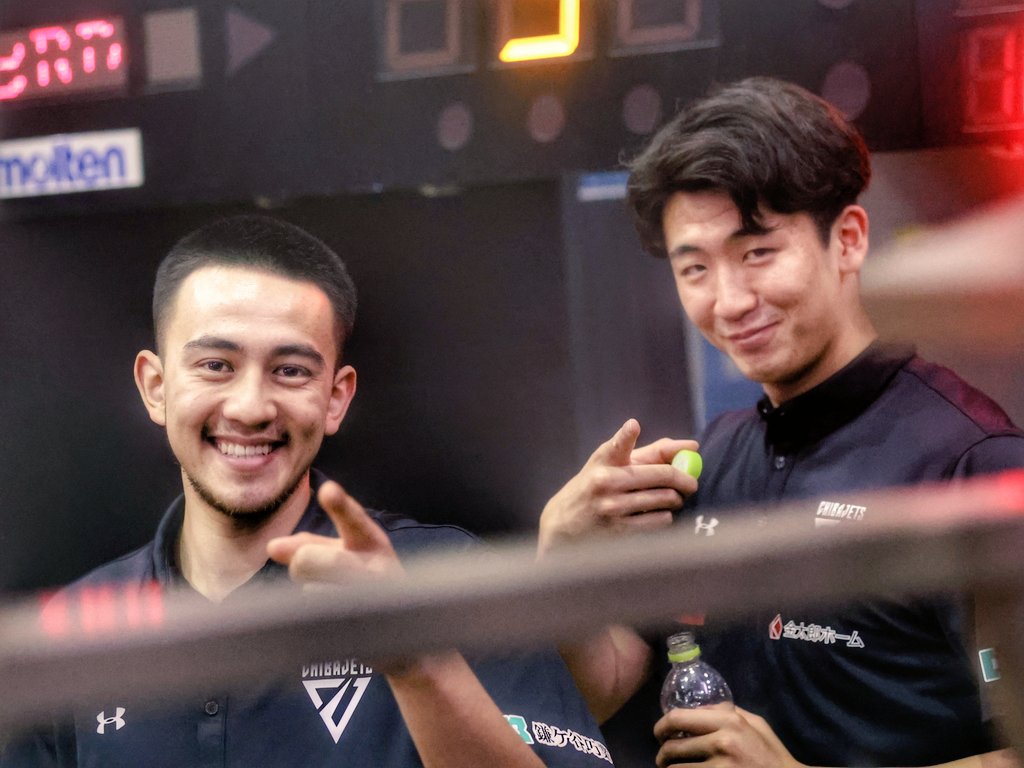 toshitaka_twins's tweet photo. To @serasato_5 📨
船アリ締めくくりの今節、連勝で飾れました🏛️🔥 いつもの場所最高でした😏📸👬✨👉🌈✈️
#ありがとう船アリ
#ケレンベアガー志良堂マシュウ翔
@blessyoumessyuu
#佐藤巧
@s_ta_ku
#千葉ジェッツ https://t.co/6Lm7rWmL6t