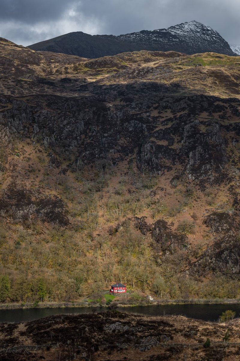 Top to bottom.
The shore of Llyn Dinas to the top of Yr Wyddfa.#Eryri.