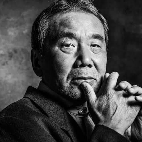 «Hubiese querido deshacerme en lágrimas, pero no podía llorar. En este mundo, existe un tipo de tristeza que no te permite verter lágrimas. Es una de esas cosas que no puedes explicar a nadie y, aunque pudieras, nadie te comprendería. Y esa tristeza, sin cambiar de forma, va