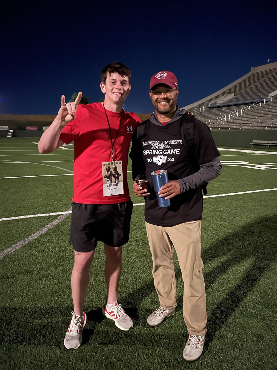 Had a awesome time today experiencing <a href="/MSUTexasFB/">Midwestern State Football</a> !!
Thank you for having me ‼️@Coach_MC_MSU <a href="/GunnTwyner/">Gunnard Twyner</a> 
@PatriotPride13 <a href="/_CoachRoss/">Jon Ross Sr.</a> <a href="/michaelwall1212/">Michael Wall</a> <a href="/RecruitEV/">Recruit EV Football</a>