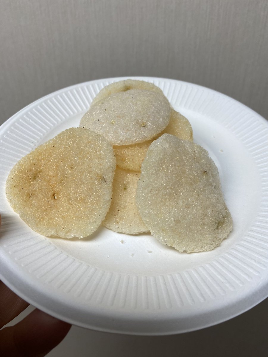 icemantorao's tweet photo. #snack #PRAWNCRACKER
I tried this
JUMBO PRAWN CRACKER with salt flavor
It was a crispy fried snack with a rich salty and shrimp flavor and was very delicious
I think this is a product that shrimp lovers will be very satisfied with it
I wanna eat this again https://t.co/ODWCrs4DK3