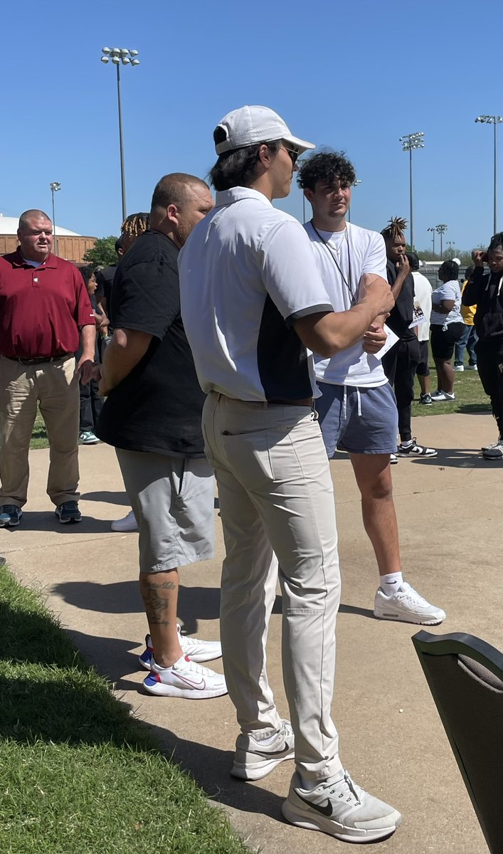 sho_russ's tweet photo. MSU Junior Day!
Truly appreciate the invite, @MSUTexasFB
#collegefootball #WR #TE #hybrid #AGTG #focused #Russed #BlessedAndGrateful
@HeckendornTrey
@CoachJDCary https://t.co/YLSQFon1Z1