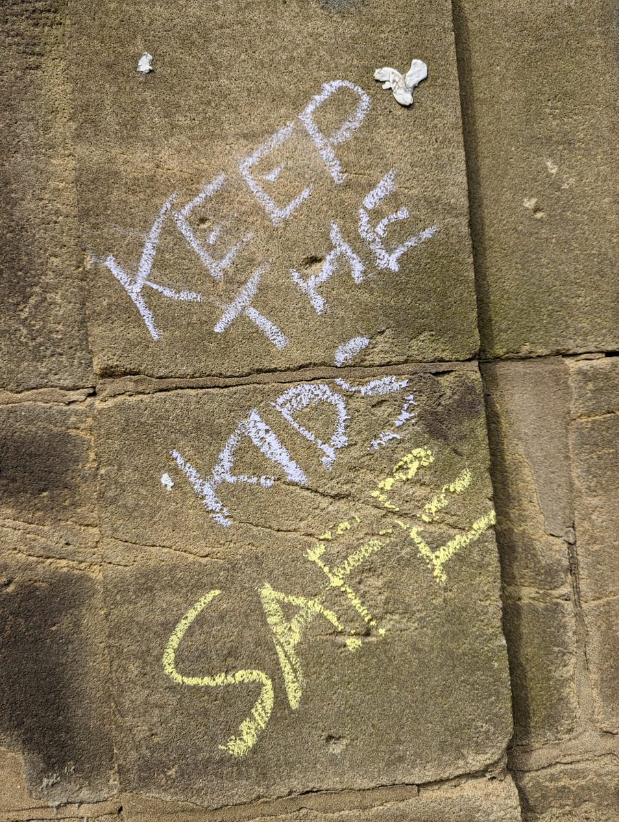 cookson_mike's tweet photo. Great to hear from some local residents about the #LTN today. Lots of anger that it's coming out 

Of course it's not always the loudest voices we listen to. 

Sometimes some of the most important residents have the quietest voices, or aren't heard at all.

#StreetsForKids https://t.co/ksi8NXEvoN