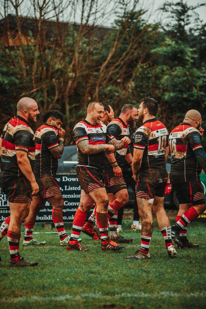 Frome RFC Senior Match Report | 1st XV Papa Johns Community Cup | Round 1 Clevedon RFC 17 - 21 Frome RFC Read the report ➡️ fromerfc.rfu.club/match/1114646/… 🔴⚪️⚫️ | #FromeRFC | #Frome